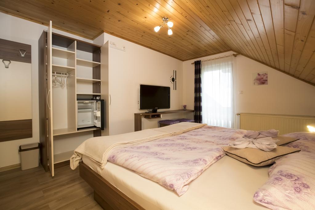 Accommodation Resman ボーヒニ エクステリア 写真