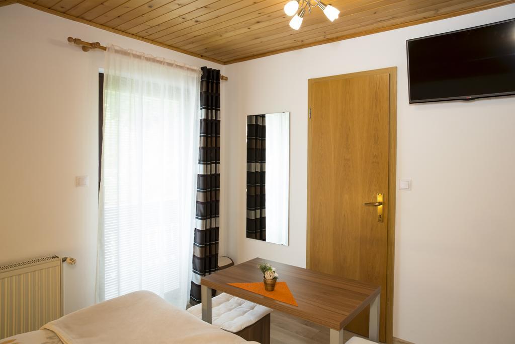 Accommodation Resman ボーヒニ エクステリア 写真