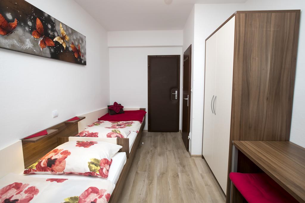 Accommodation Resman ボーヒニ エクステリア 写真
